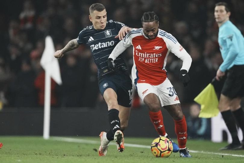 Performa Mengecewakan, Apakah Arsenal Akan Pulangkan Raheem Sterling ke Chelsea?