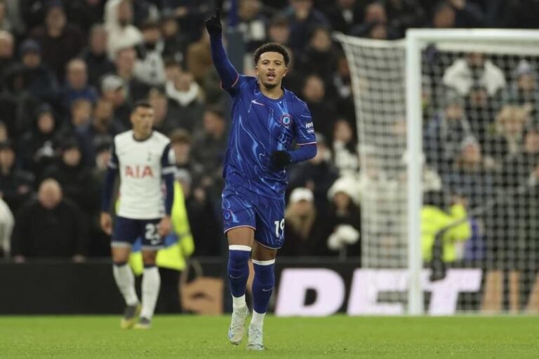Ketika Jadon Sancho 'Lumpuh' pada 2 Laga Lawan Brighton