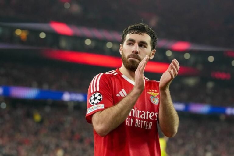 Daftar 12 Tim yang Sudah Lolos 16 Besar Liga Champions 2024/2025