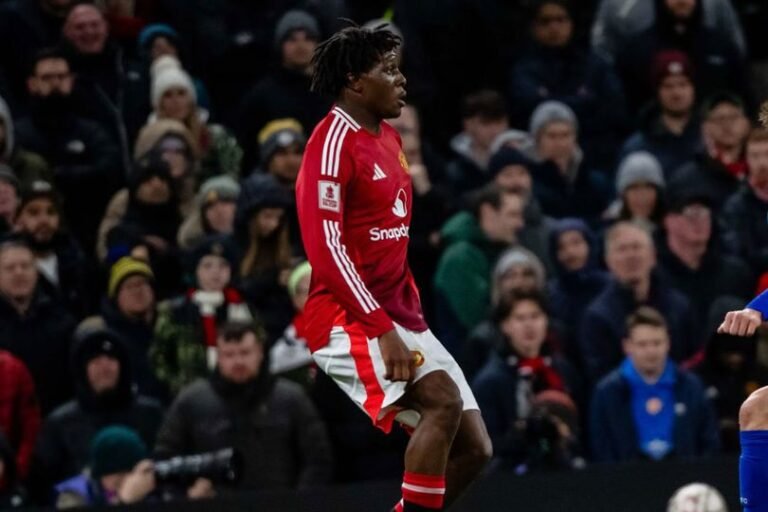 Amorim Beri Motivasi Dorgu Untuk Genjot Level Penampilannya di Man United
