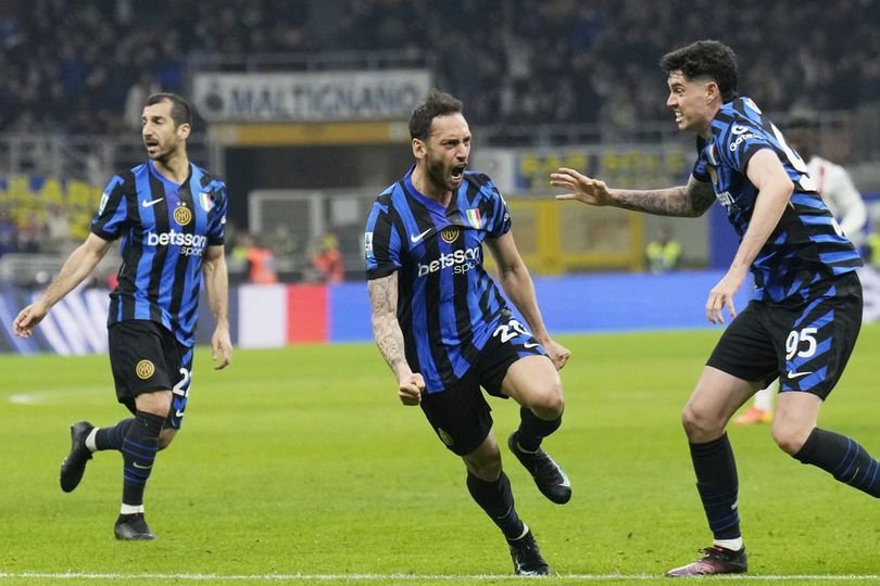 Pede Abis! Bukan Treble, Inter Milan Bisa Quadruple Musim Ini