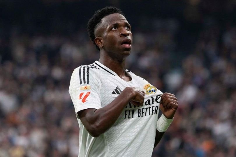 library_upload_21_2025_03_996x664_real-madrid-vinicius_5e8d6f6