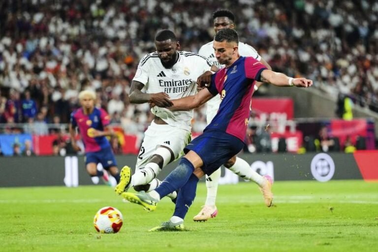 Antonio Rudiger Jalani Operasi Lutut, Absen Bela Real Madrid