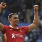 Lihat Selebrasi Emosional Trent Alexander-Arnold, Carragher Ikut "Panas"