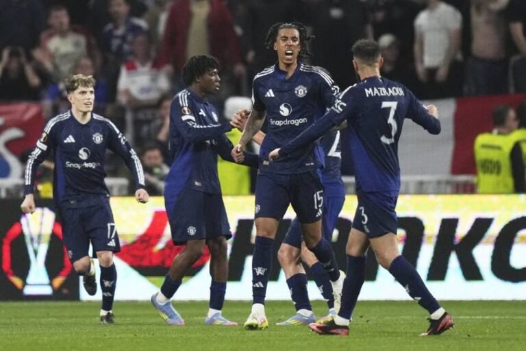 Gol Perdana Leny Yoro untuk Manchester United Tanpa Selebrasi Berlebihan