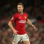 Jonny Evans Pamit dari Sepak Bola Profesional, Akhiri Karier Gemilang di Manchester United