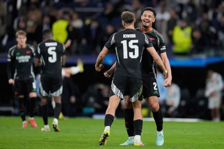 Walau Minat Real Madrid Membara, Arteta Tetap Yakin Saliba Bertahan di Arsenal