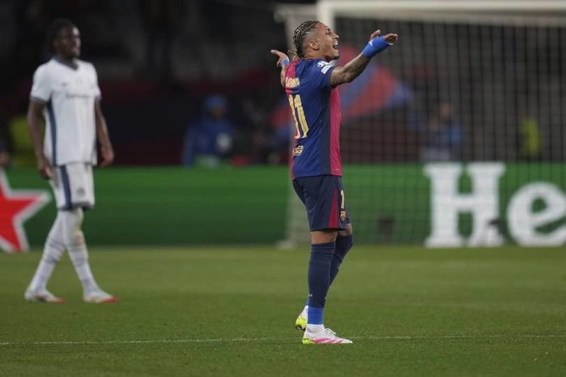 Raphinha Kritik Pertahanan Barcelona Usai Drama 3-3 Lawan Inter Milan